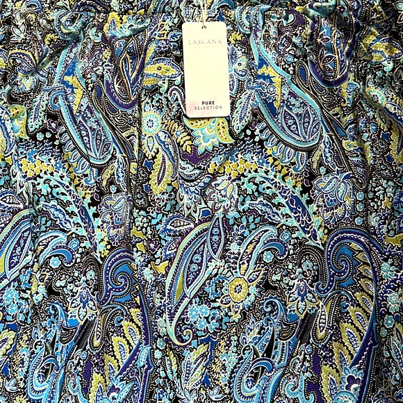 NWT Paisley Strapless Romper with pockets - Picture 4 of 4